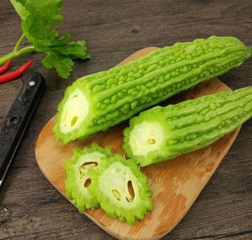 梦见瓜给人份的吃,揭秘瓜份梦境的神秘寓意